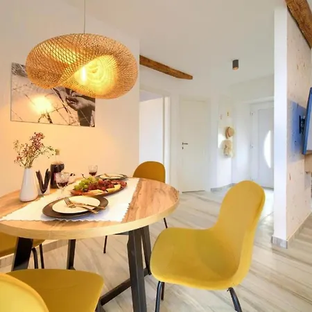 Apartment Dume *